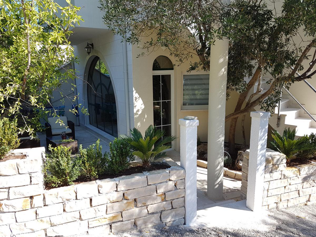 Apartments Vile Holiday Zivogosce Ngoại thất bức ảnh